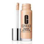 Clinique Beyond Perfecting Base De Maquillaje + Corrector Ivory 30 Ml