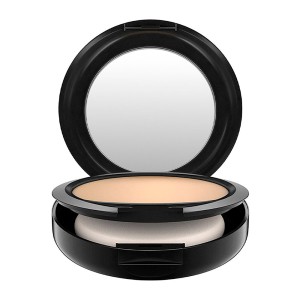 Mac Polvo Compacto Studio Fix Powder Plus Foundation Nc20 15 Gr